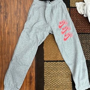 nike joggers